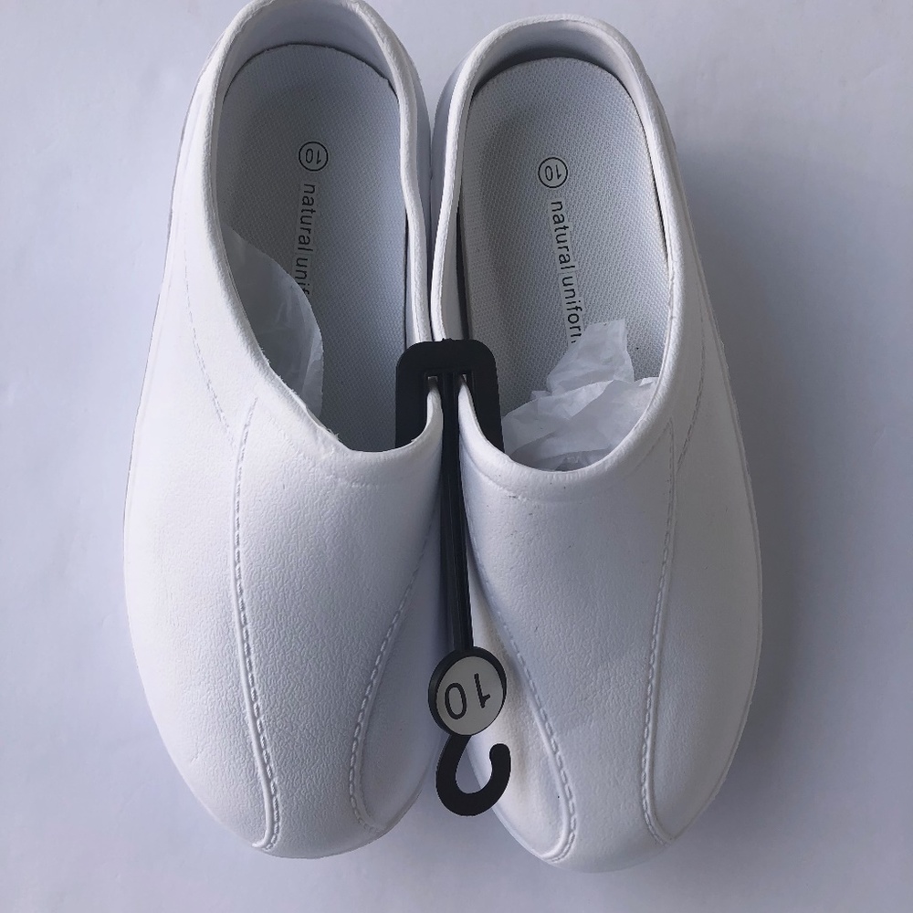 Clogs - Picture 2 of 4
